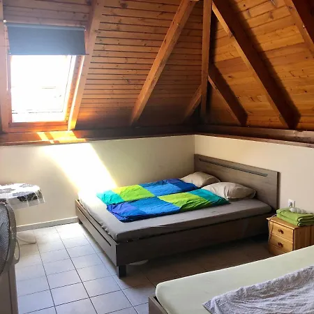 White House - Ex Tesz Vendeghaz Bed & Breakfast